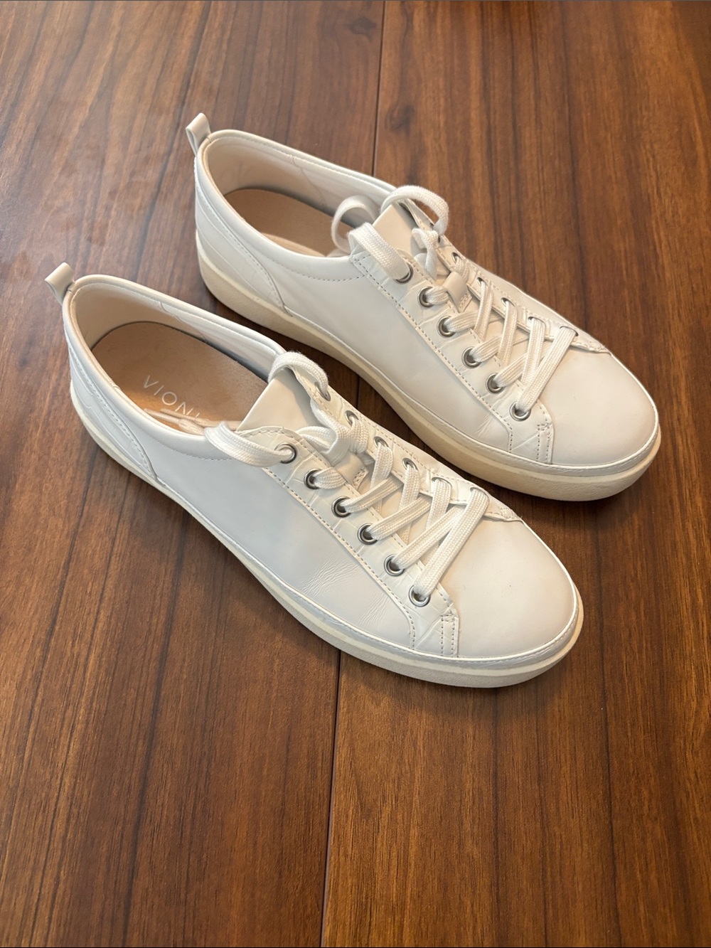 Vionic Winny White Nappa